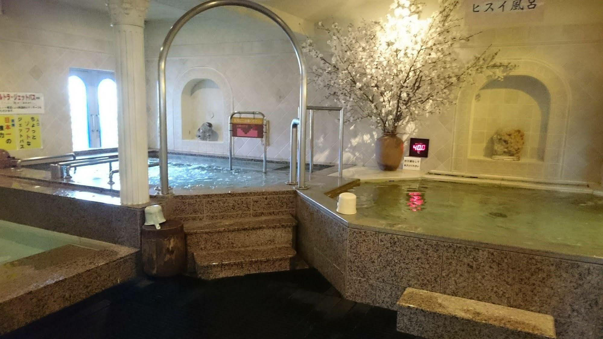 Capsule And Sauna New Japan Ex Хиросима Экстерьер фото
