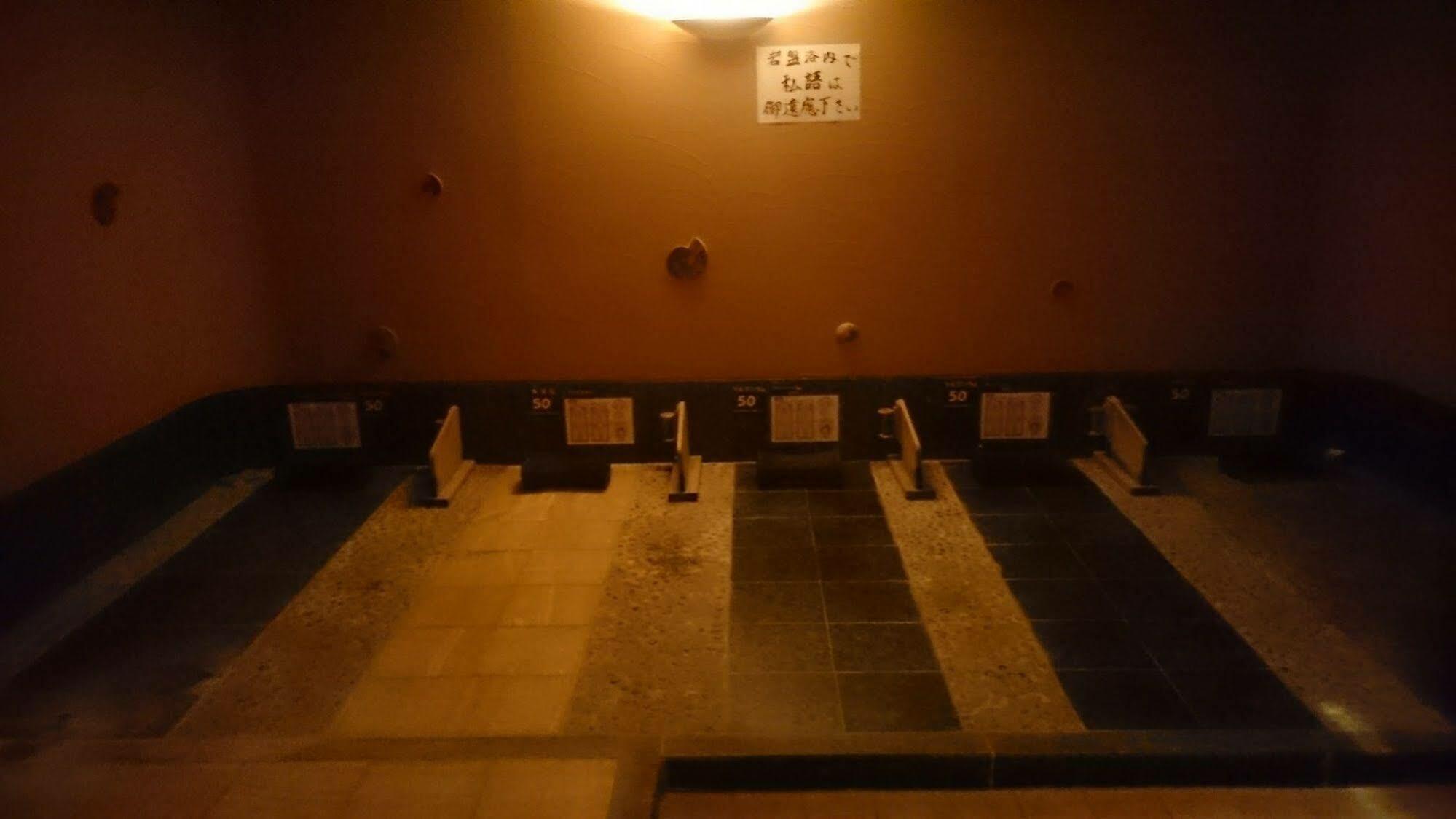 Capsule And Sauna New Japan Ex Хиросима Экстерьер фото